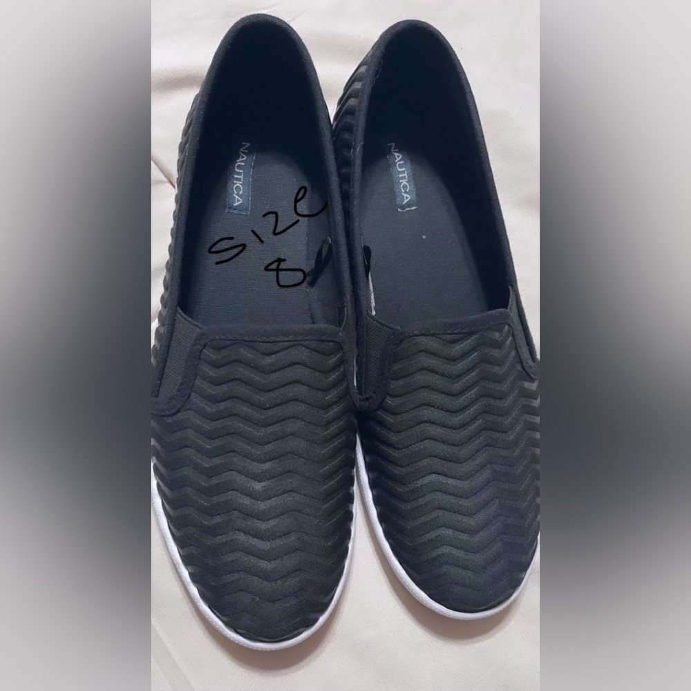 Náutica black shoes size 8